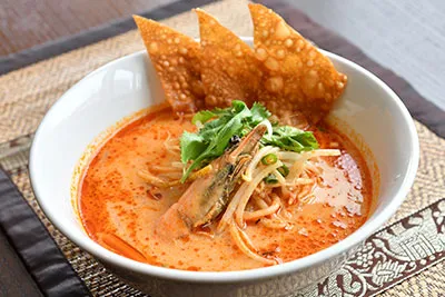 トムヤムクンラーメン|北松戸駅前本格タイ料理レストラン「バンラック」